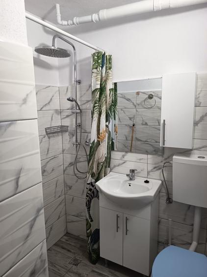Garsonieră decomandată în Grădiște