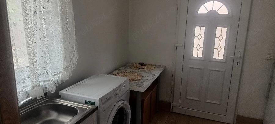 Garsonieră semidecomandată în Central