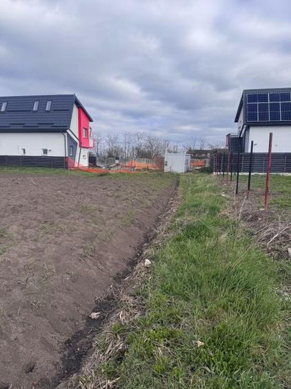 Teren Construcții intravilan de 656 mp, în Bartolomeu