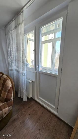 Apartament cu 2 camere decomandat în Drumul Taberei