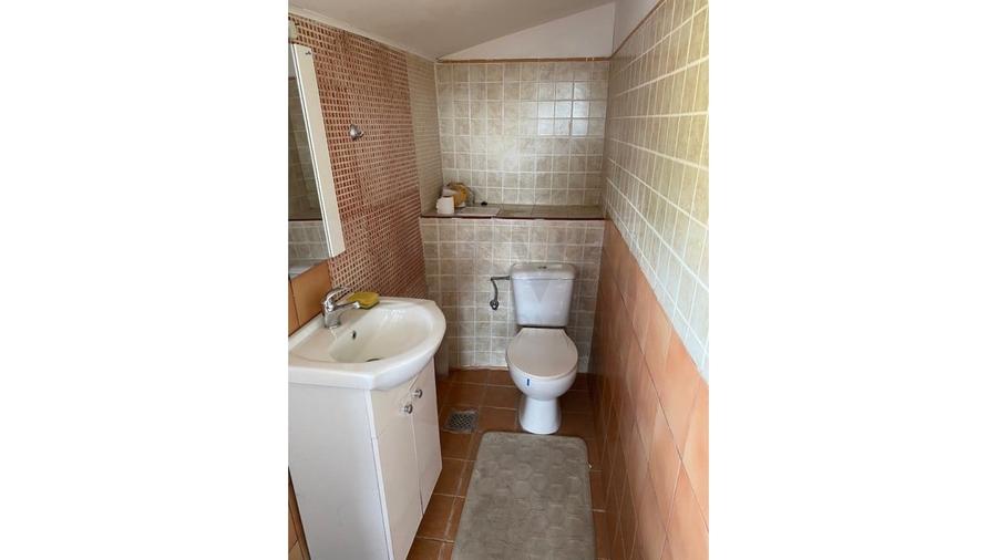 Casă individuală cu 6 camere cu Canalizare în Domenii