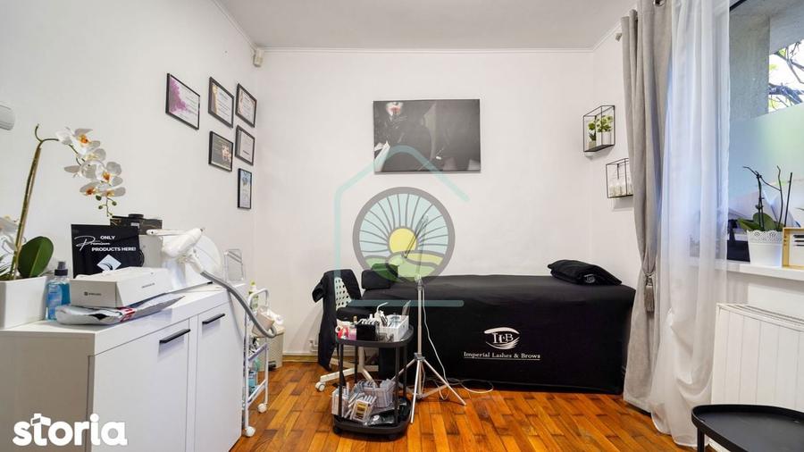 Casă cu 3 camere decomandat cu Canalizare în Florilor
