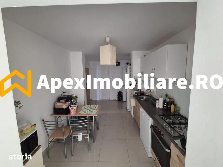 Apartament cu 3 camere decomandat, mobilat în Pantelimon