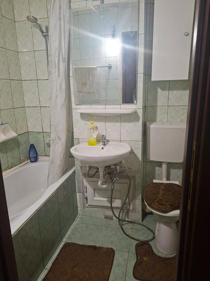 Apartament cu 2 camere decomandat în Colentina