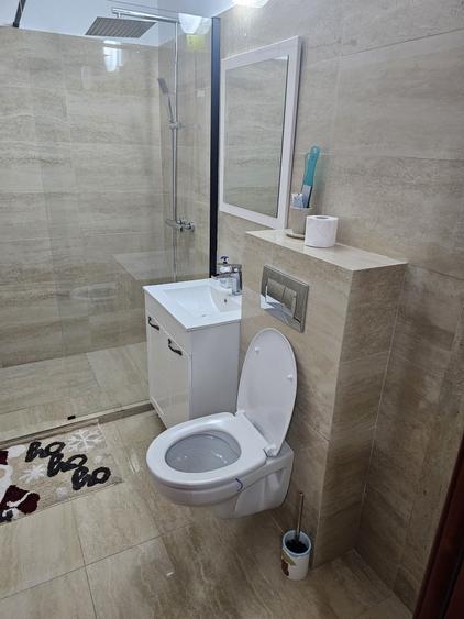 Apartament cu 2 camere decomandat în Trivale