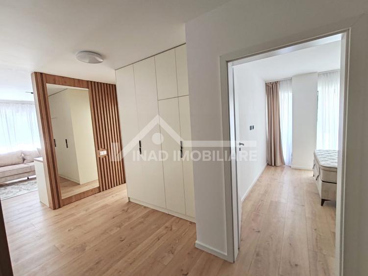 Apartament cu 3 camere semidecomandat, mobilat în Mărăști