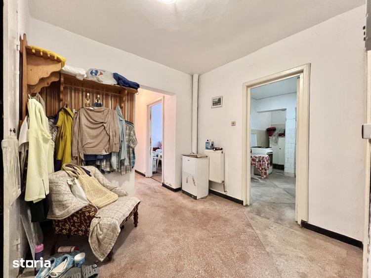 Apartament cu 3 camere decomandat în Central