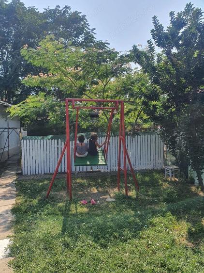 Casă cu 3 camere în Limanu
