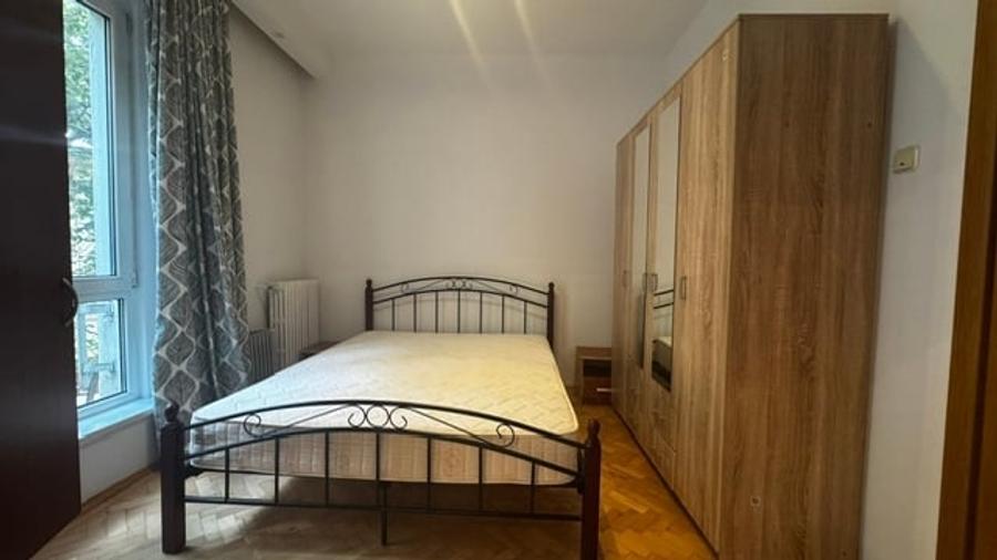 Apartament cu 2 camere decomandat în Universitate