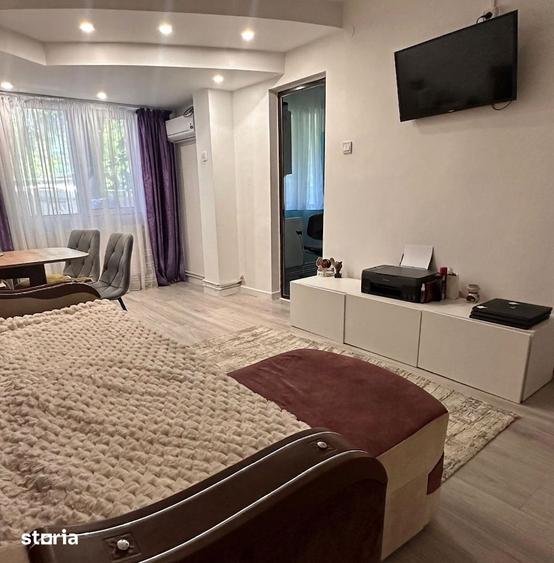 Garsonieră semidecomandată în Micro 40