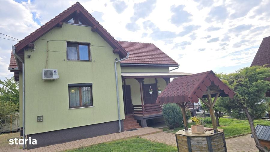 Casă cu 5 camere cu Teren 559 Mp în Viile Noi