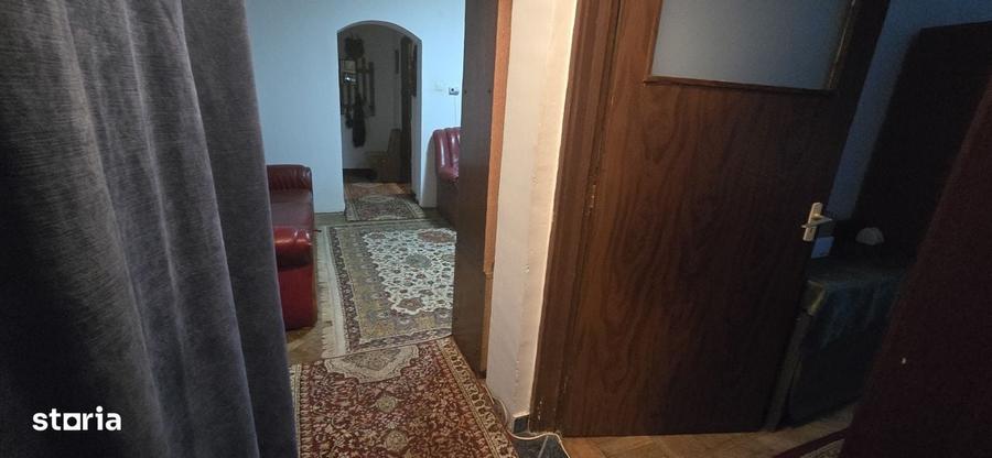 Apartament cu 2 camere în Micro 9