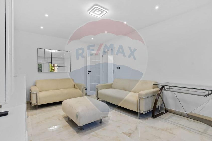 Apartament cu 3 camere decomandat, mobilat în Băncilor
