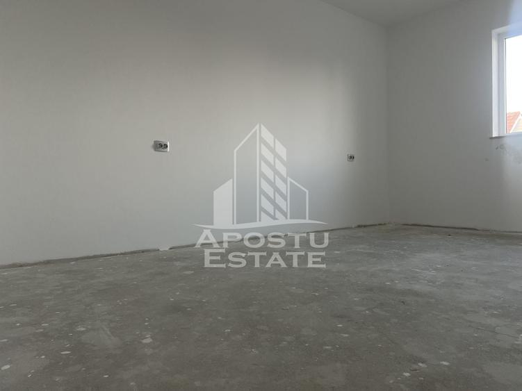 Casă individuală cu 4 camere cu Canalizare în Giarmata-Vii