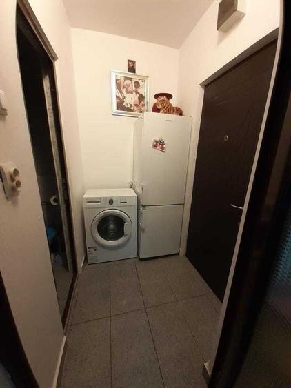 Garsonieră semidecomandată în Barieră