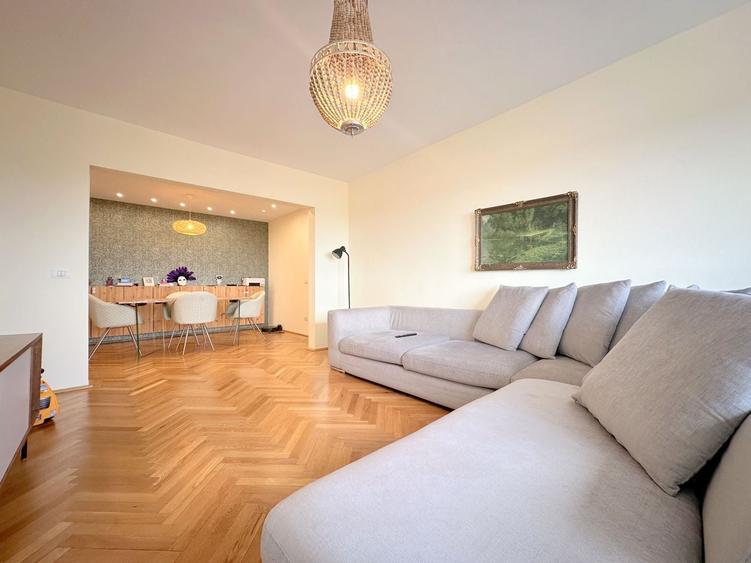 Apartament cu 3 camere decomandat, mobilat în Ultracentral
