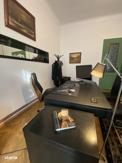 Casă cu 6 camere cu Teren 218 Mp în Central