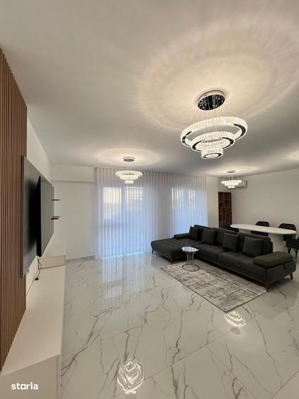 Apartament cu 2 camere decomandat în Universitate