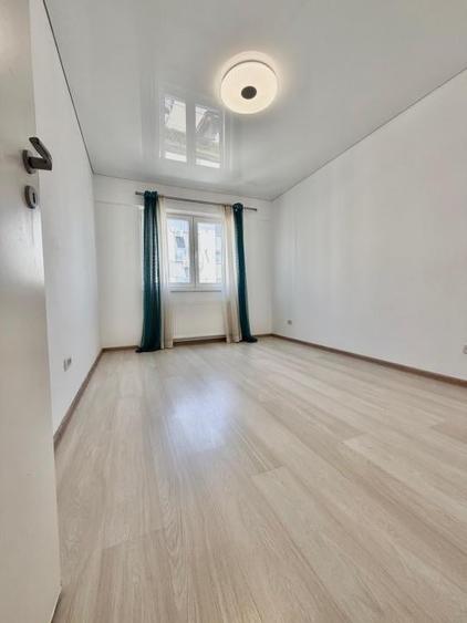 Apartament cu 3 camere decomandat în Militari
