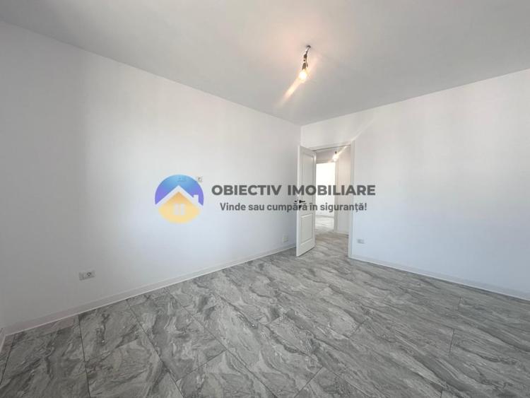 Casă cu 3 camere cu Canalizare în Est