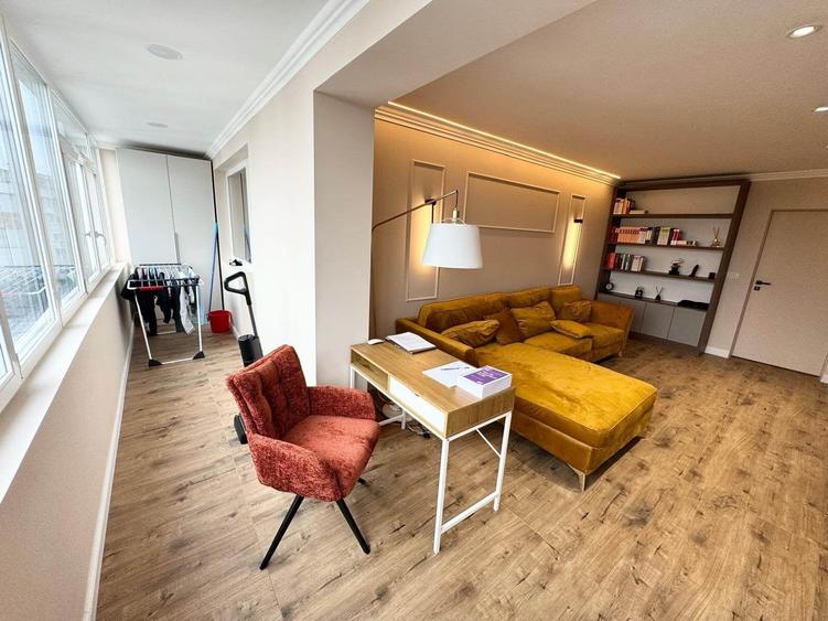 Apartament cu 2 camere decomandat în Podu Roș