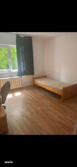 Apartament cu 4 camere în Zorilor