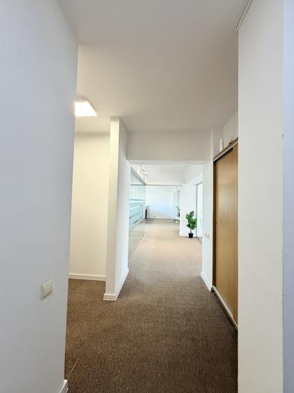 Apartament cu 4 camere decomandat în Unirii