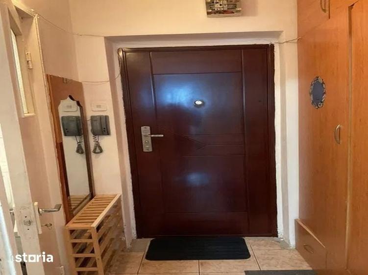 Garsonieră în Titan