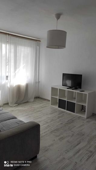 Apartament cu 2 camere decomandat în Basarabia