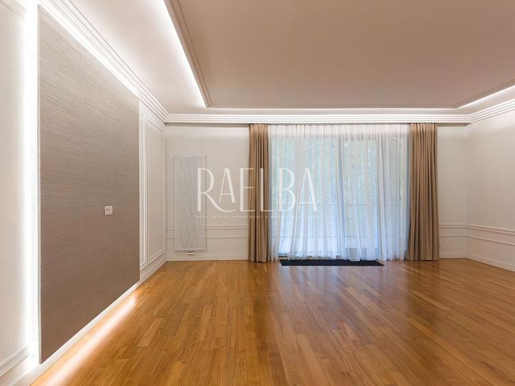 Apartament cu 4 camere decomandat, mobilat în Aviatorilor