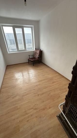 Apartament cu 3 camere decomandat în Păcurari