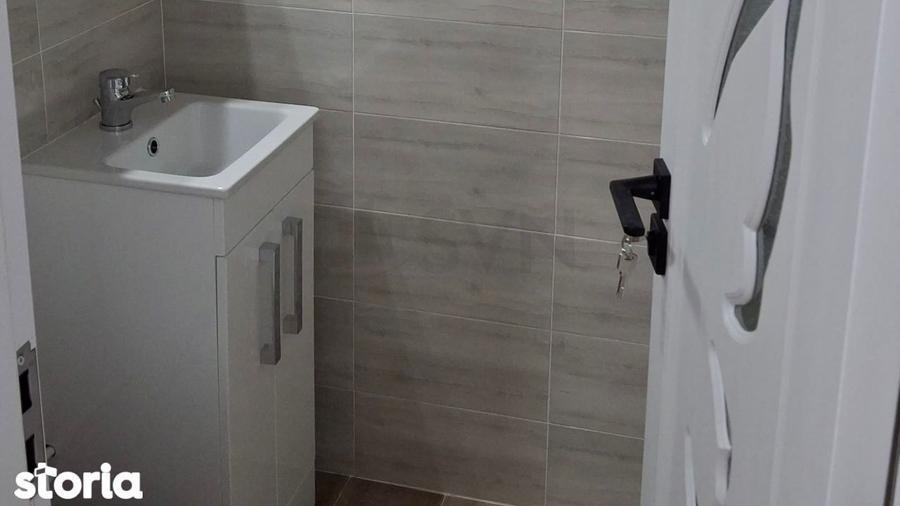 Apartament cu 3 camere decomandat în Nerva Traian