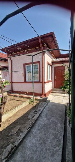 Casă cu 3 camere în Exterior Vest