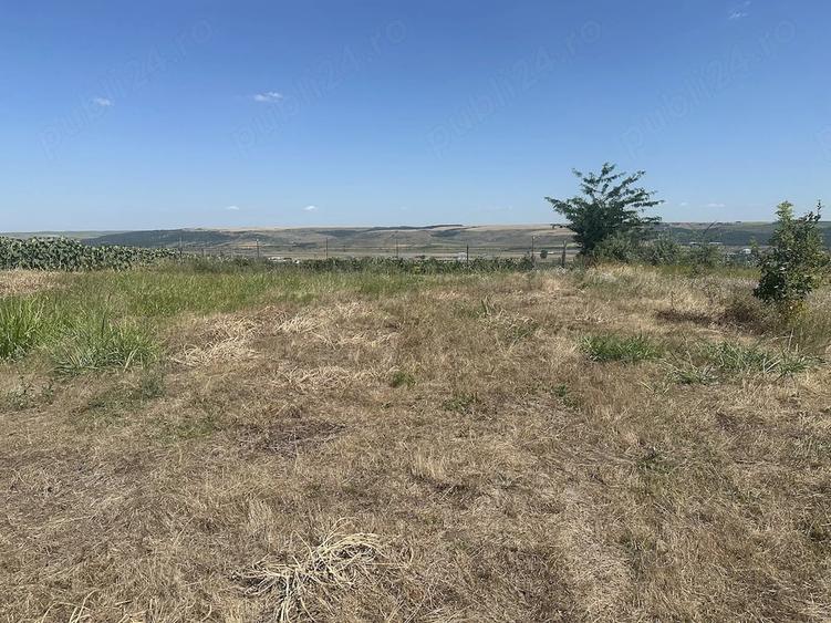 Teren de 800 mp, în Central