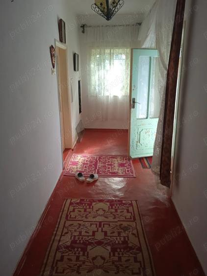 Casă cu 4 camere cu Teren 389 Mp în Jurilovca
