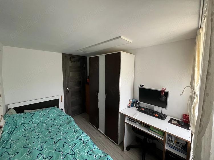 Casă cu Teren 2100 Mp în Jibert
