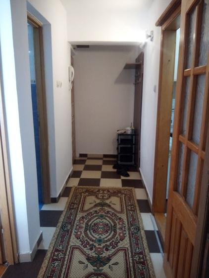 Apartament cu 2 camere decomandat în Exterior Vest
