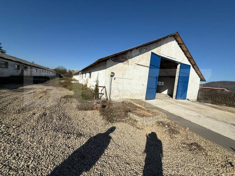 Spațiu industrial, de 700 mp, în Mănești