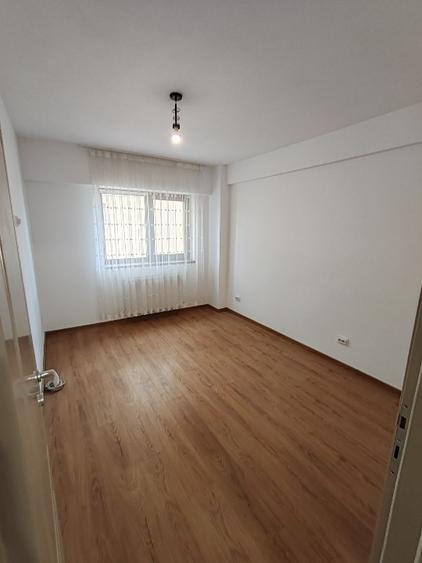 Apartament cu 2 camere semidecomandat în Cug