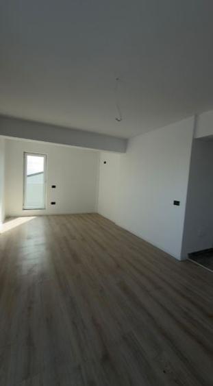 Apartament cu 2 camere decomandat în Sud-Est