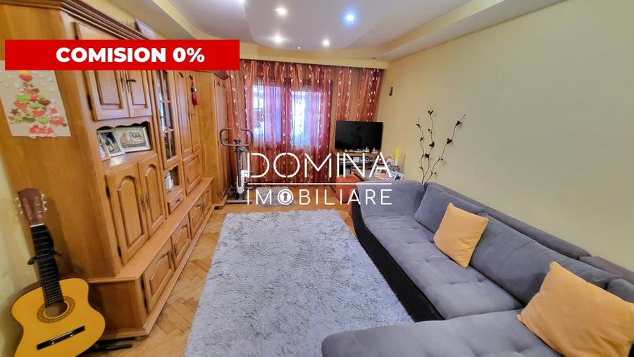 Apartament cu 3 camere decomandat, mobilat în Central