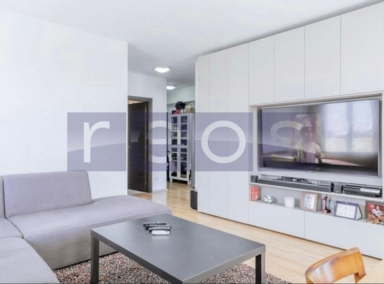 Apartament cu 2 camere decomandat, mobilat în Titan