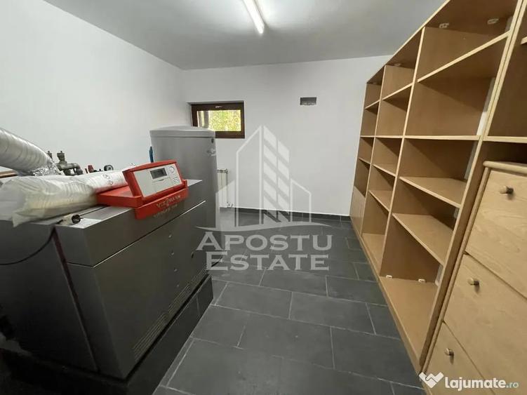 Casă cu 5 camere cu Teren 400 Mp în Lipovei