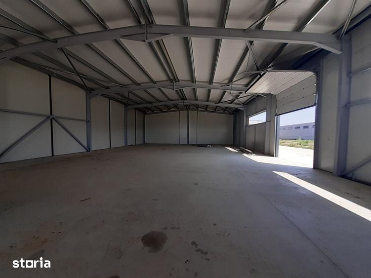 Spațiu comercial, de 650 mp, în Glina