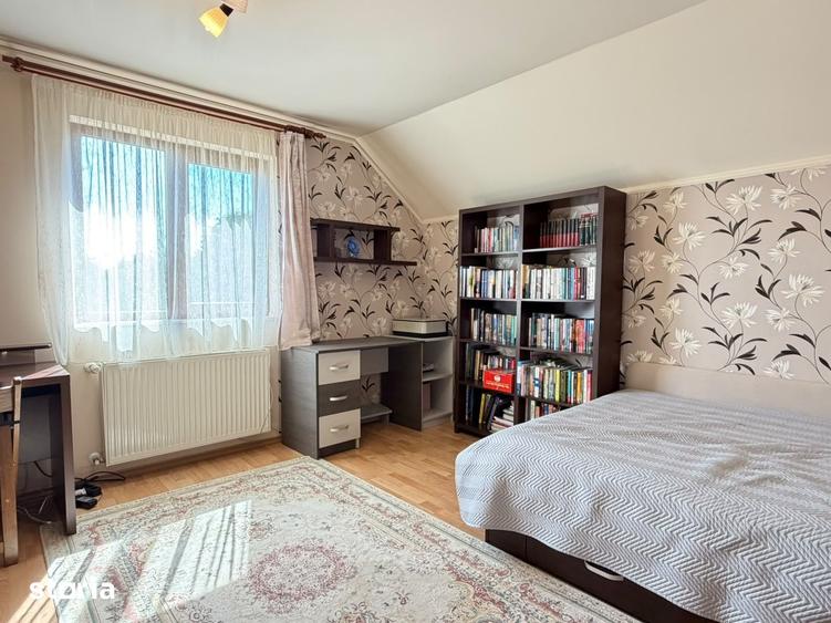 Casă cu 4 camere decomandat cu Teren 1000 Mp în Sântandrei