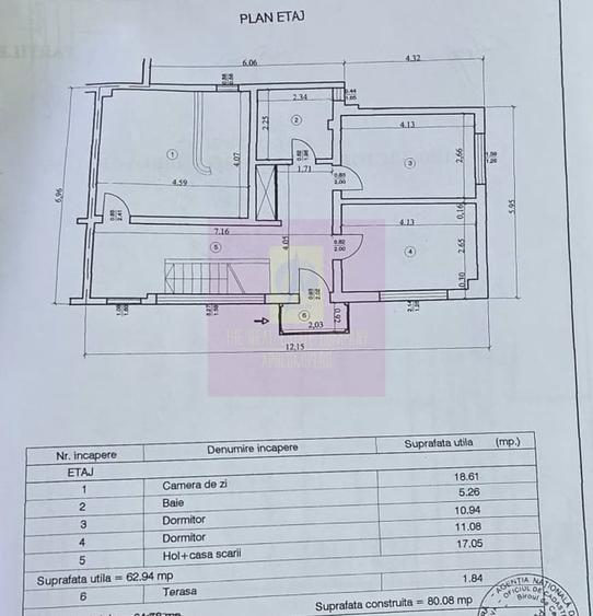 Casă cu 6 camere în Central
