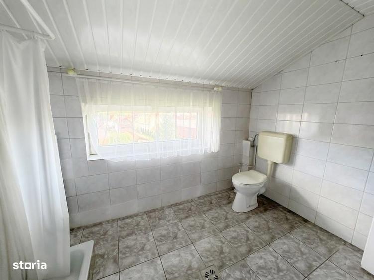 Casă cu 4 camere în Central