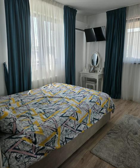 Apartament cu 2 camere semidecomandat în Vișan