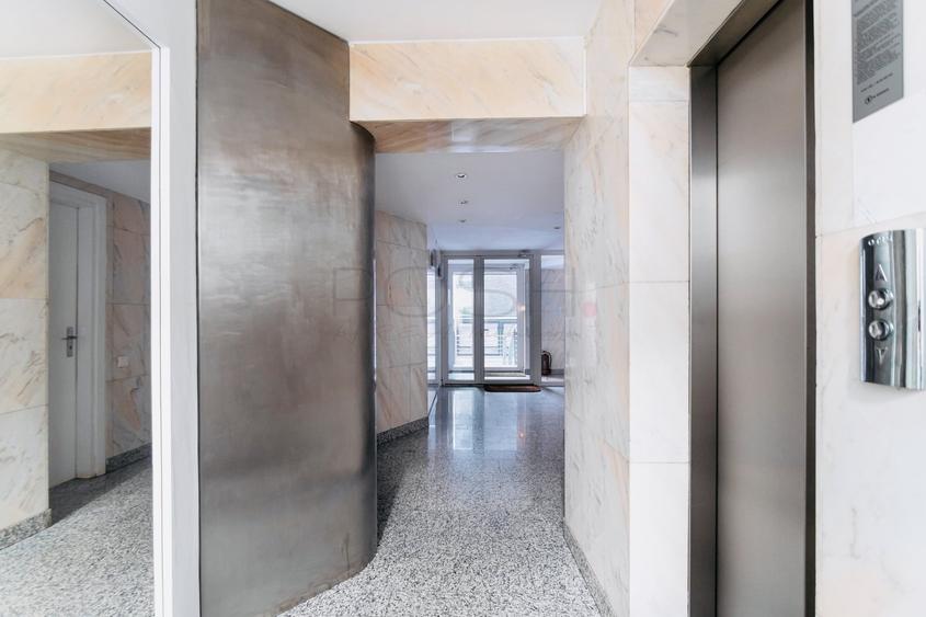 Apartament cu 3 camere decomandat, mobilat în Aviatorilor