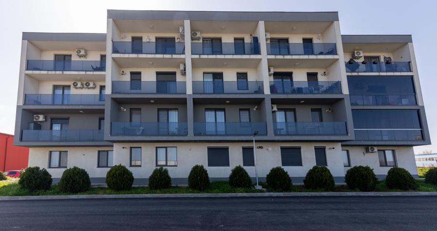 Garsonieră decomandată în Lumina